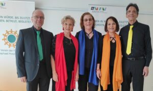 Auftakt 4 + 1 im Raphael Hospiz